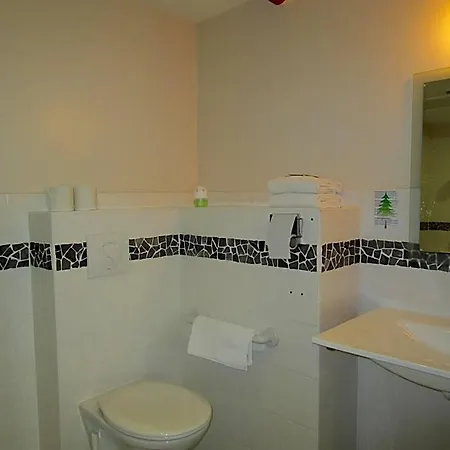 Le Maray Hotel